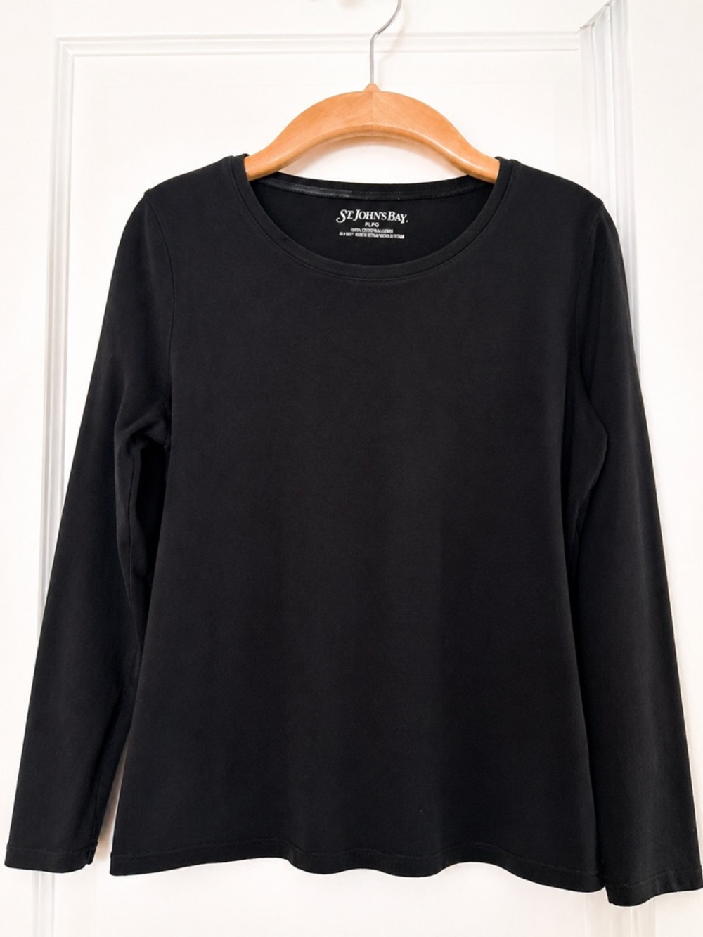 ST. JOHN’S BAY Petite L Black Cotton Thermal Long Sleeve Tee Crewneck